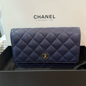 CHANEL WALLET ON CHAIN*NAVY*NEW WITH TAGS